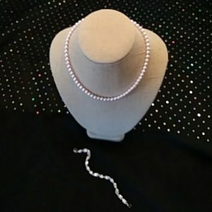 Pearl necklace